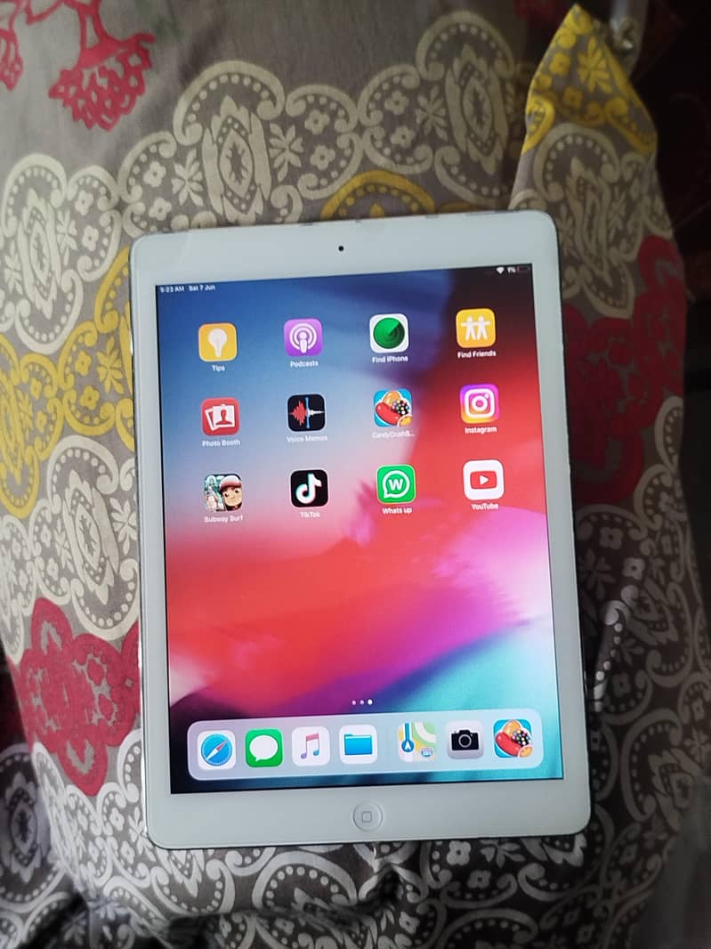 iPad A1475 2