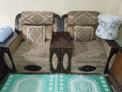 05 seater sofa