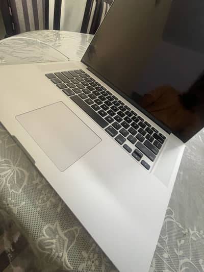 Mac book pro 2015