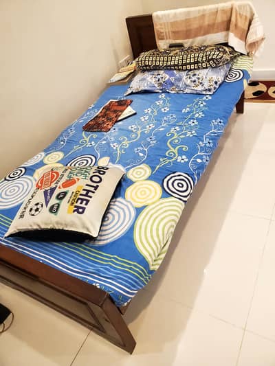 Single bed with mattress