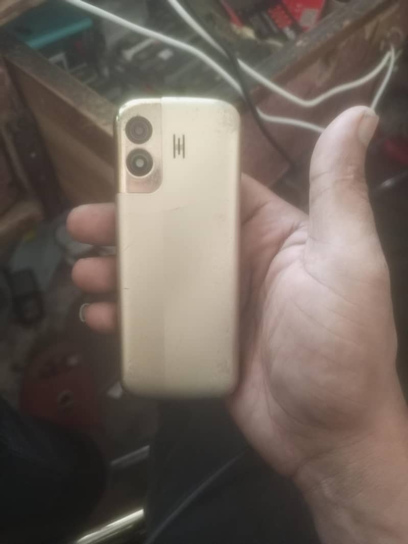 Itel SG600 2