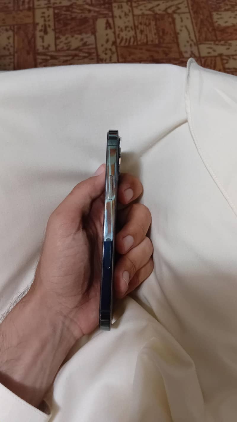 iPhone 12 Pro 2