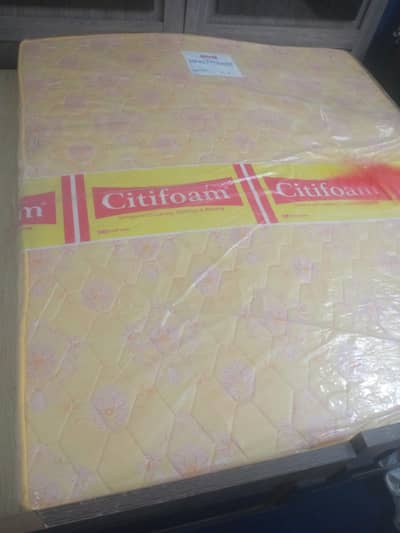 excellent condition mattress