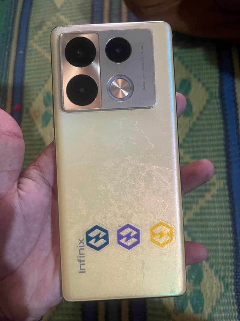 Infinix Note 40 Pro 1