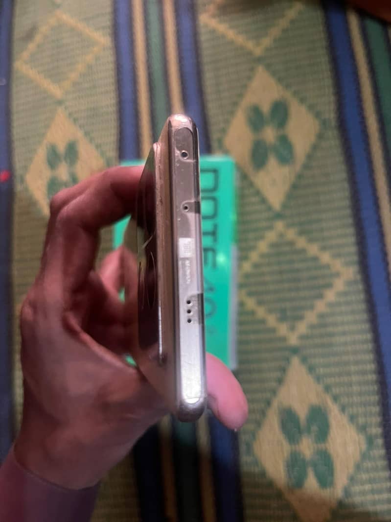 Infinix Note 40 Pro 5