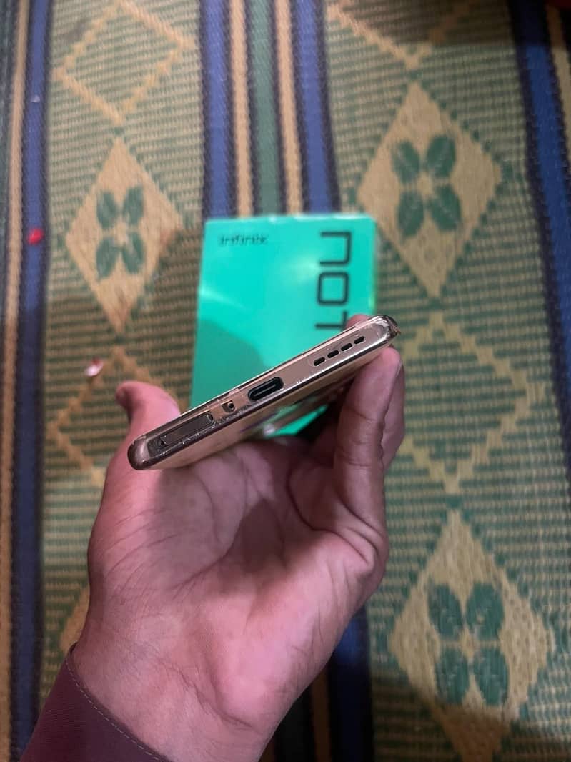 Infinix Note 40 Pro 6