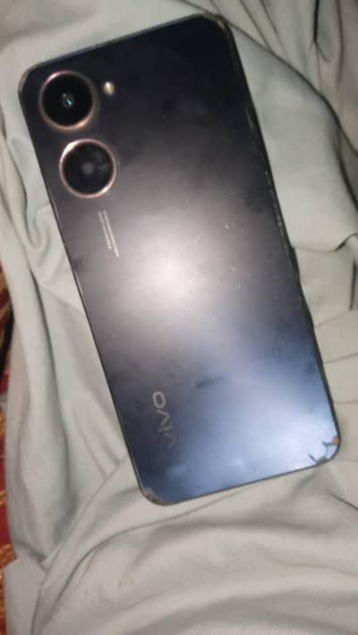 Vivo Y03