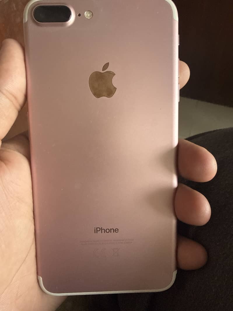 Apple iPhone 7 Plus 0