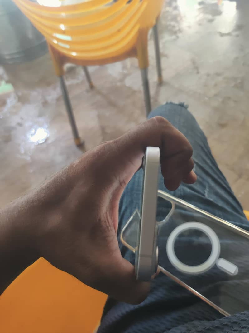 Apple iPhone 14 plus 1