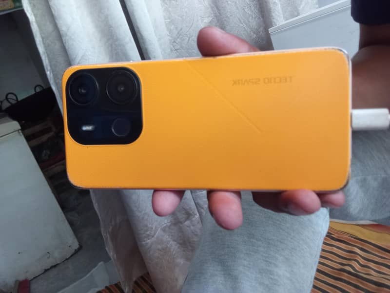 Tecno Spark Go 1