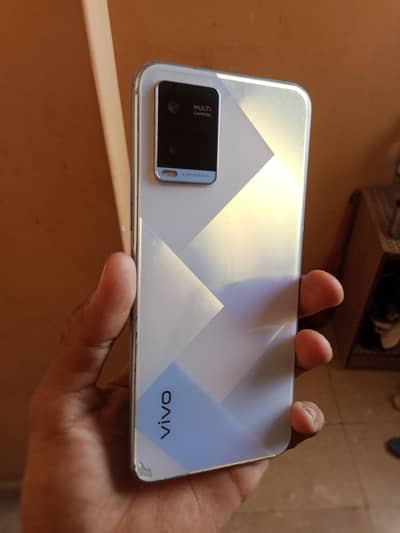 Vivo Y21