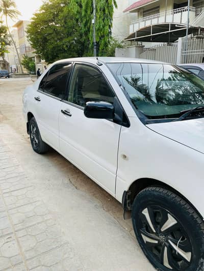 Mitsubishi Lancer 2005