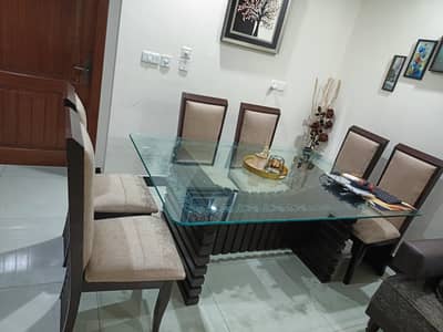 Dinning Table with 6 Chairs