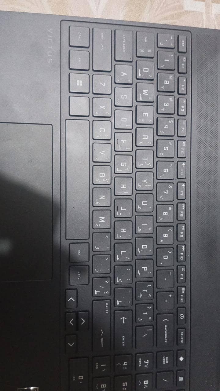 HP VICTUS 0