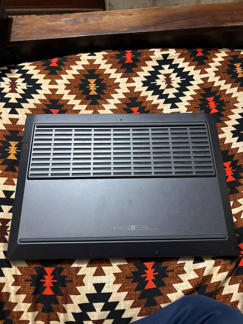 HP VICTUS 6