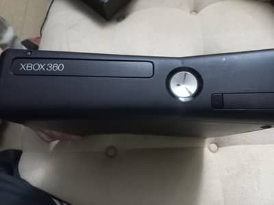 xbox360 with arcade stick 35 games pre installed