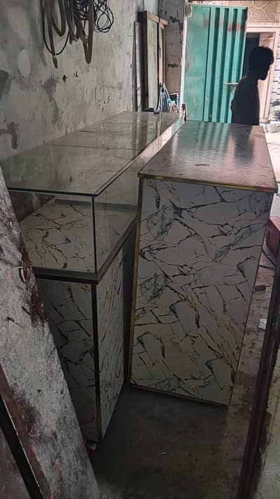 Mobile shop counters