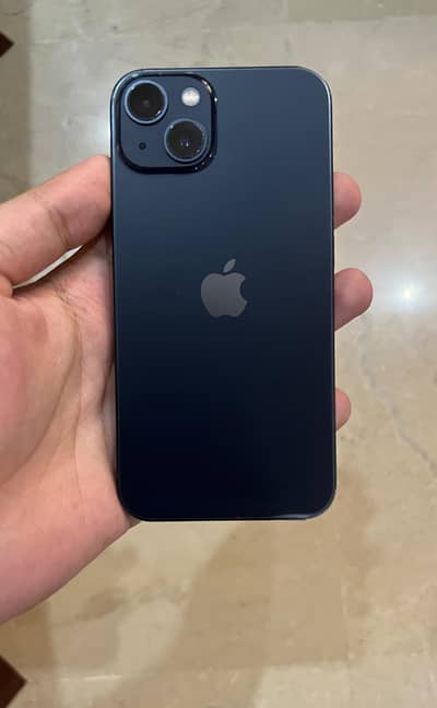 Apple iPhone 13