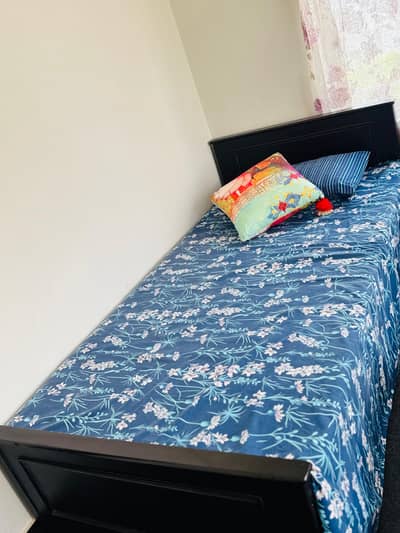 single bed