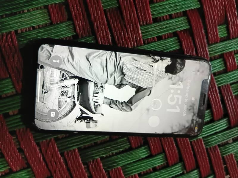 Apple iPhone X 3