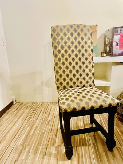 6 chairs dinning table