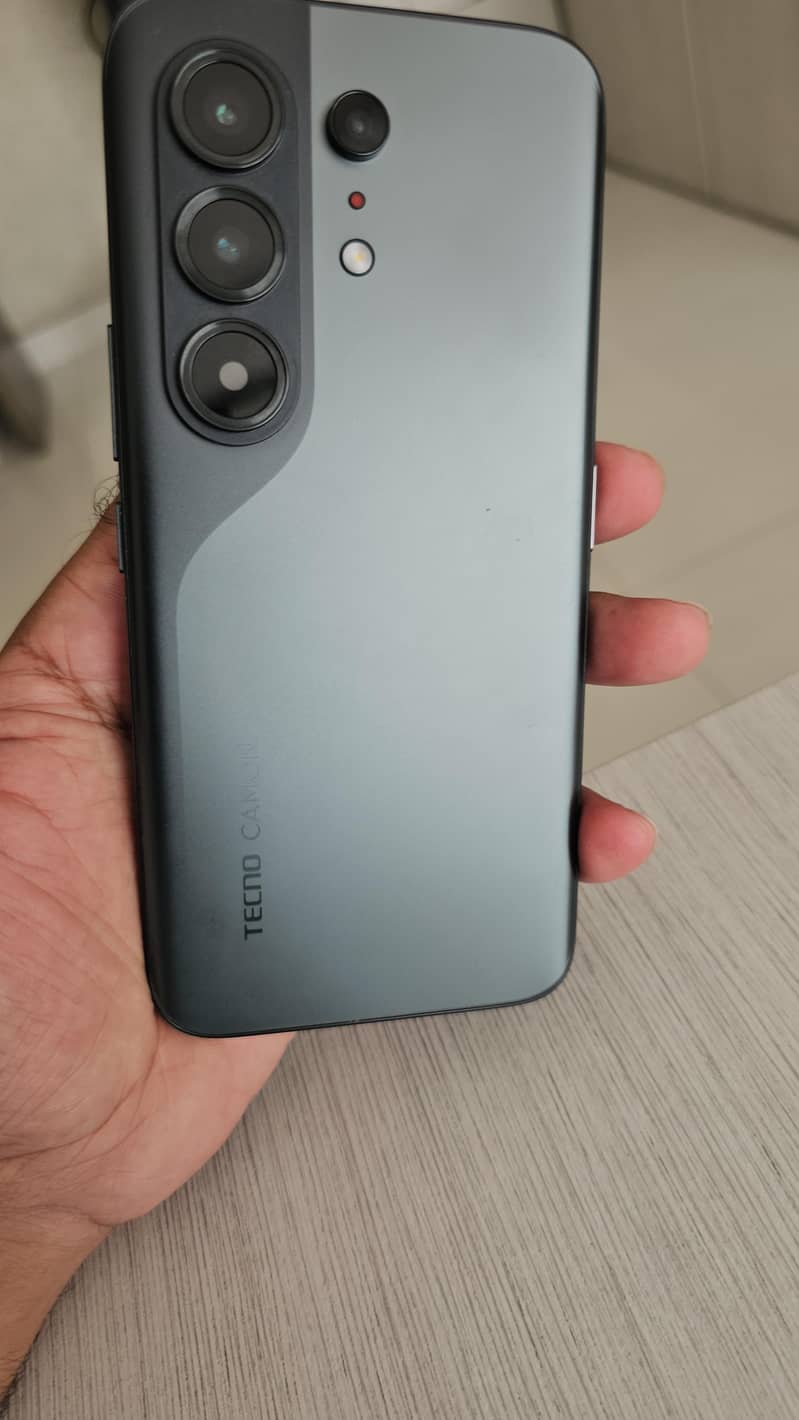 Tecno Camon 50 Pro 0