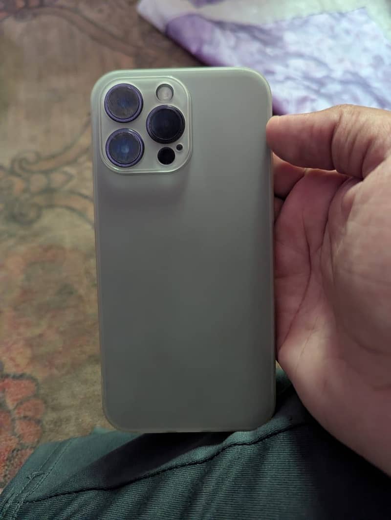 Apple iPhone 14 Pro Max 2