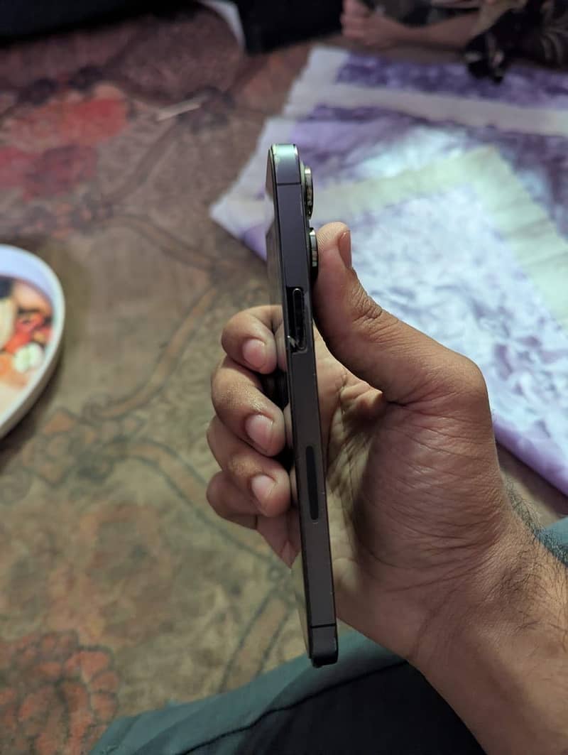 Apple iPhone 14 Pro Max 3