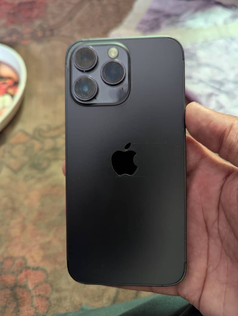 Apple iPhone 14 Pro Max 6