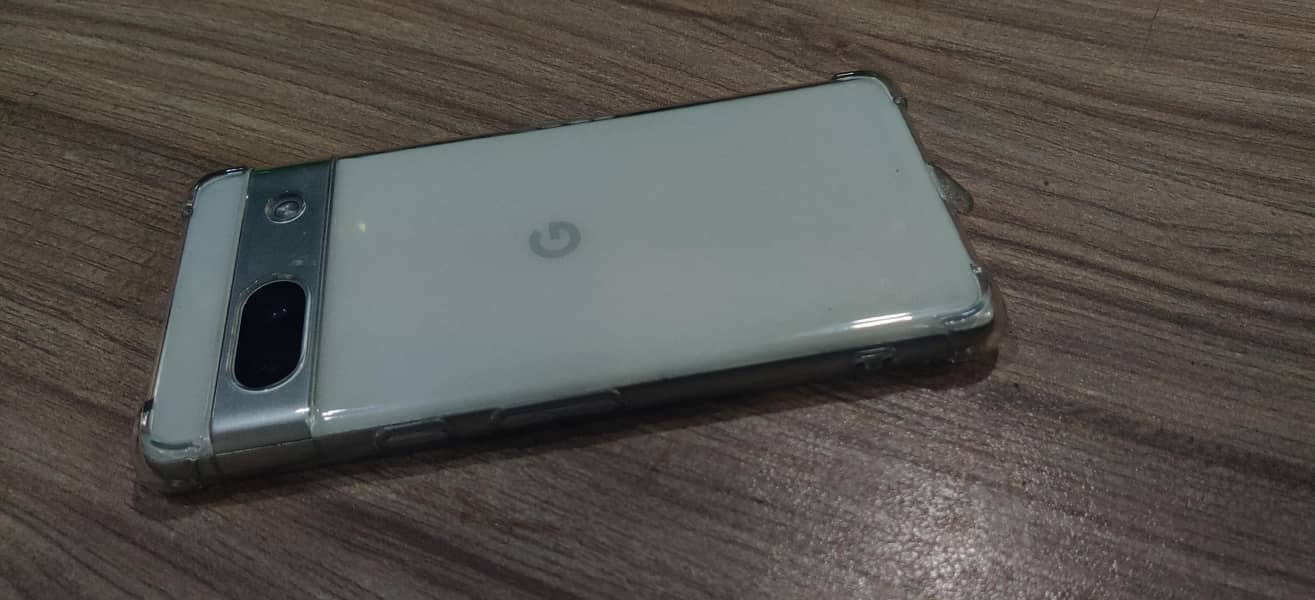 Google Pixel 7a 2
