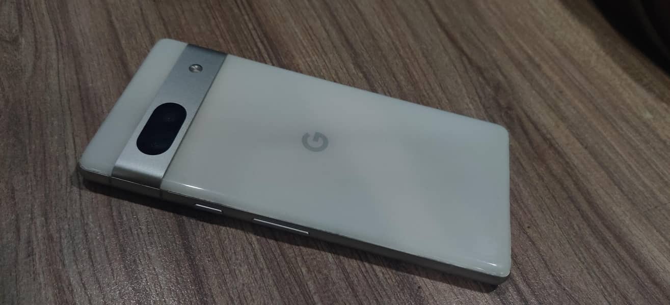 Google Pixel 7a 3