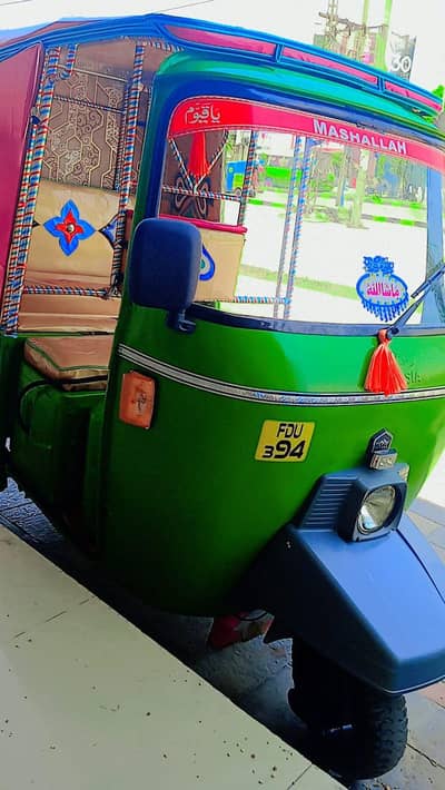 Auto CNG riksha new Asia