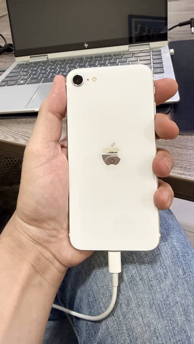 Apple iPhone SE 2020 2 Gen