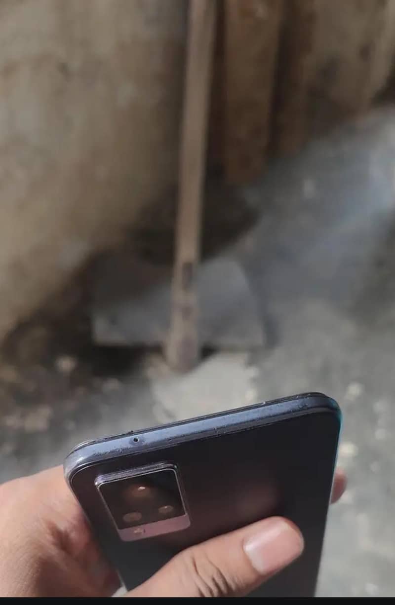 Vivo V21 2