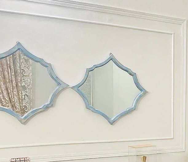 Console table with mirrors 0