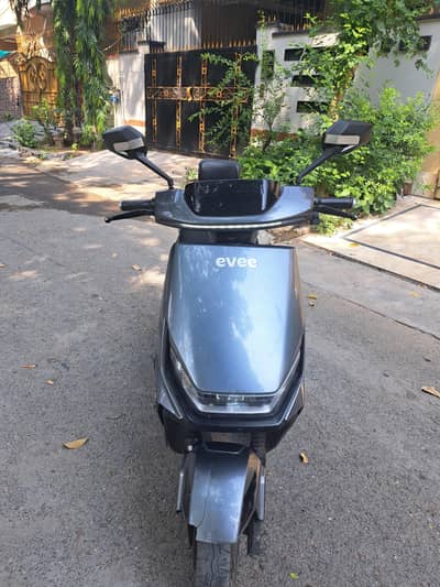 evee genz electric scooty