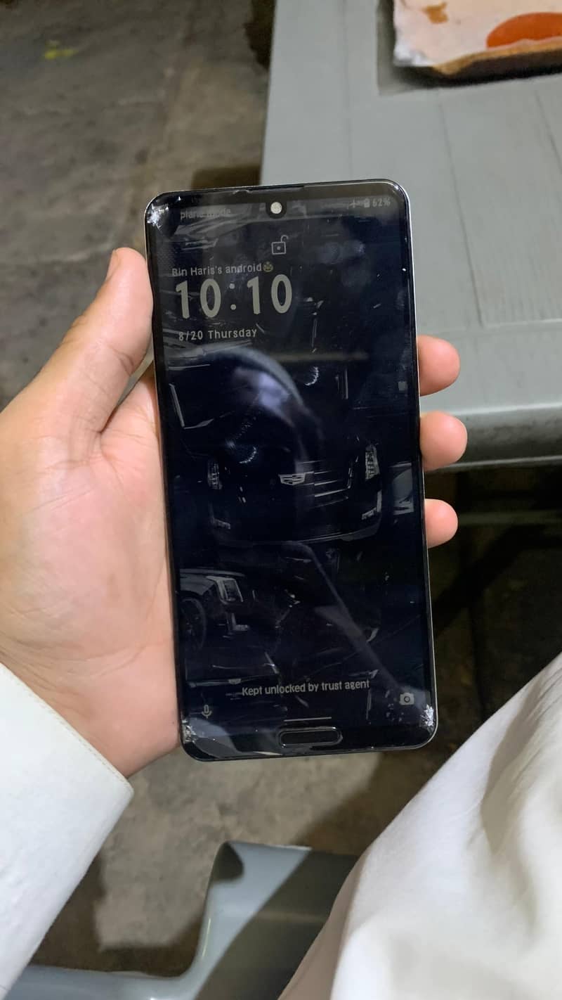 Sharp Aquos R5G 5