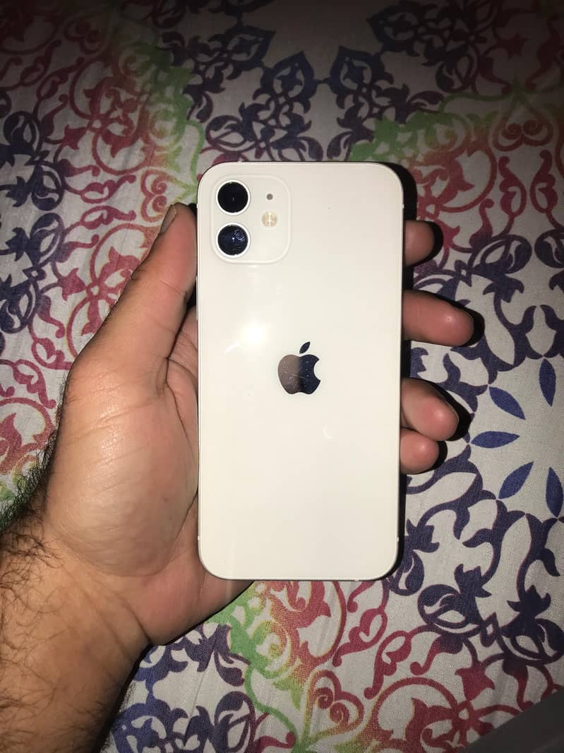 Apple iPhone 12 5