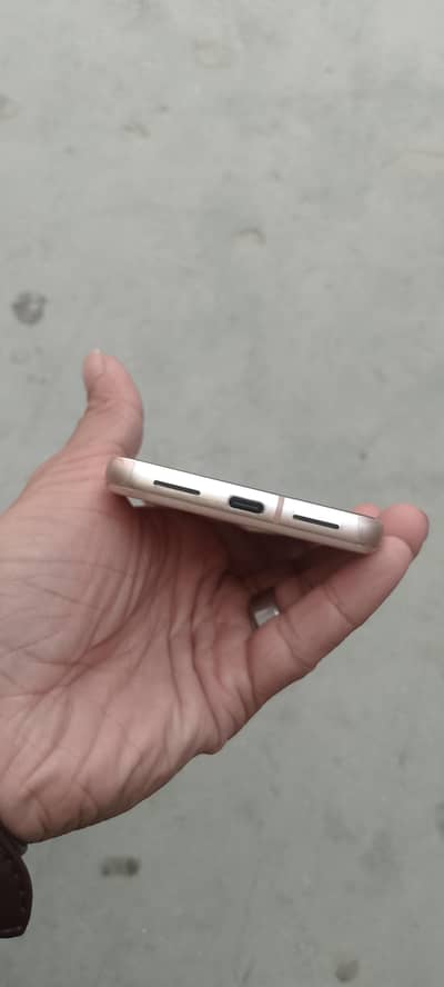 Google Pixel 8