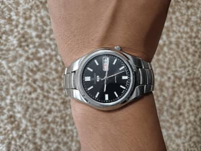 seiko 5 automatic watch