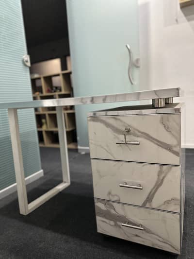 Office table