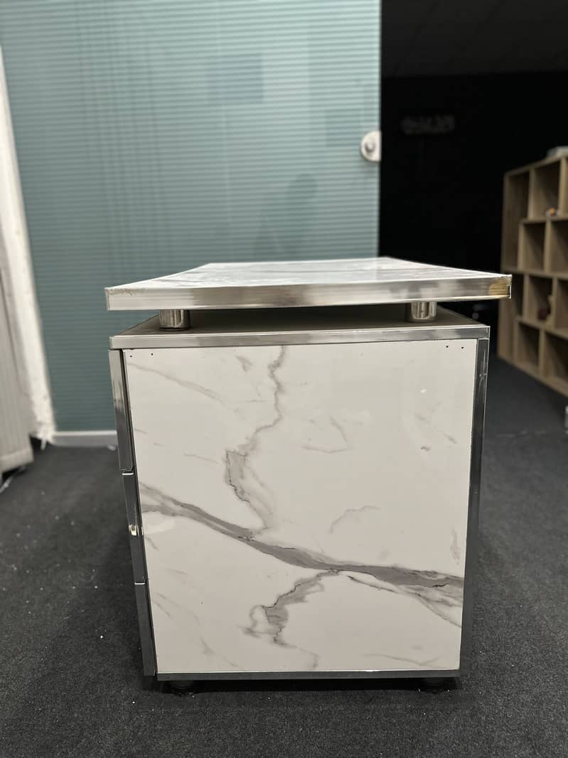 Office table 1