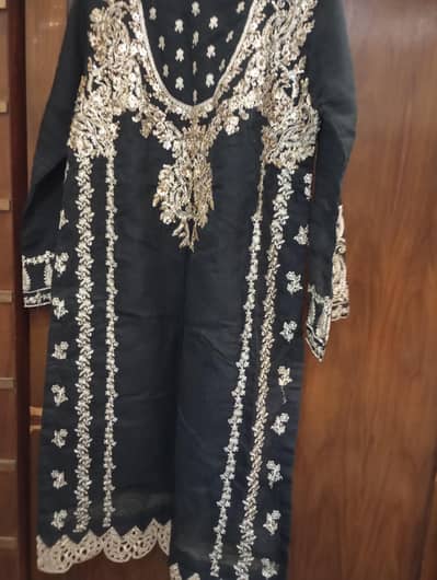 khadi net embroidered Kurti and dupatta (one time used)