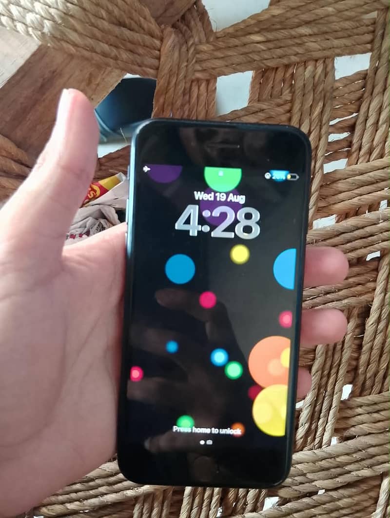 Apple iPhone SE 2