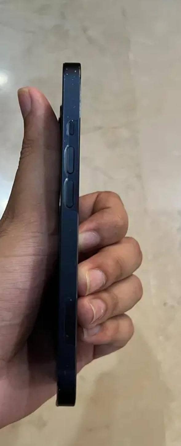 apple iphone 13 2