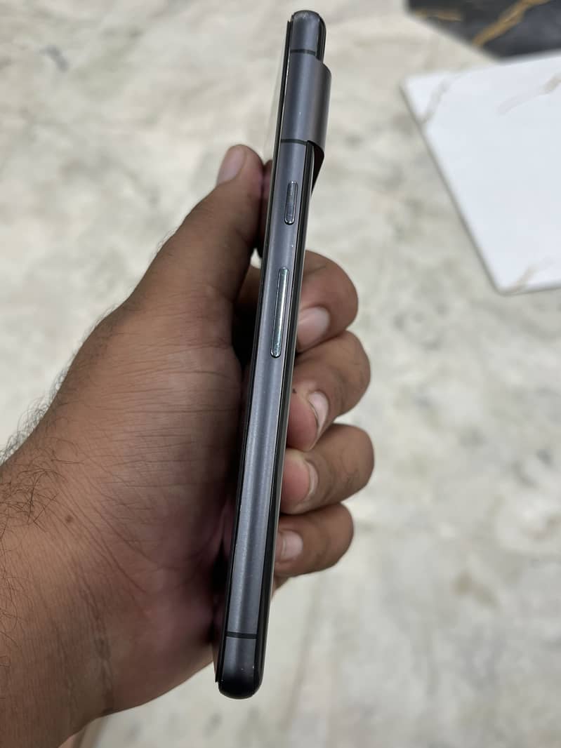 Google Pixel 7 3