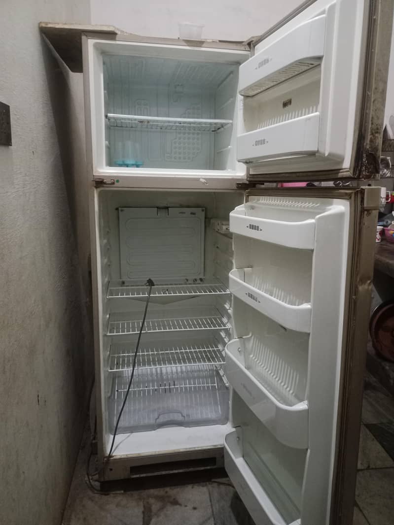 Dawlance Refrigerator 2
