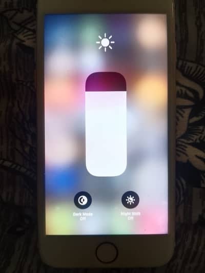 Apple iPhone 7