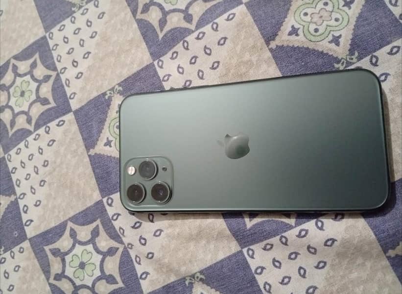 Apple iPhone 11 Pro 1