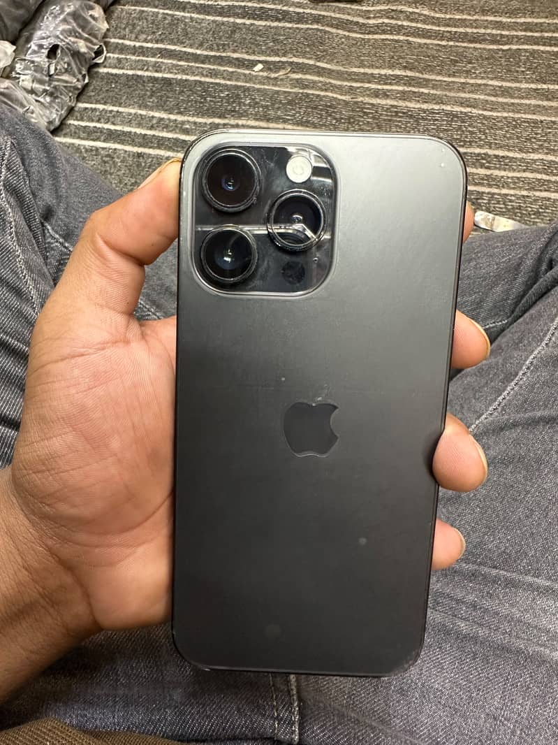 Apple iPhone 14 Pro Max 0